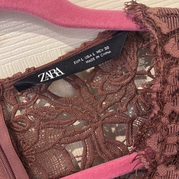 Zara NWT lace pleated dress, large - Picture 4 of 10